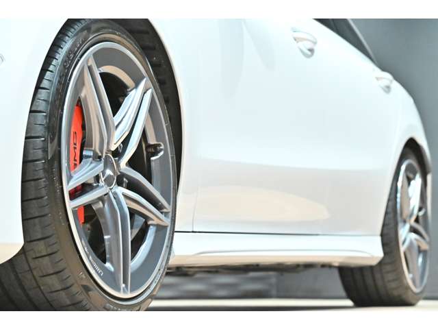 ＡＭＧ ＣＬＡ　シューティングブレーク ＣＬＡ ４５ Ｓ ４マチックプラス ４ＷＤ R4年 (関東) 99