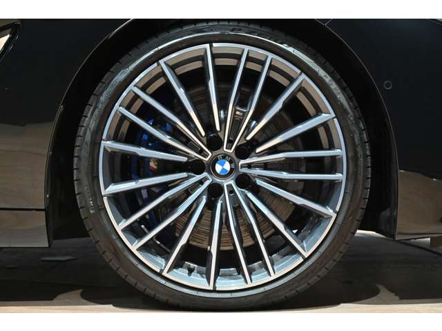 ＢＭＷ ８シリーズ Ｍ８５０Ｉ Ｘドライブ ４ＷＤ R3年 (関東) 99