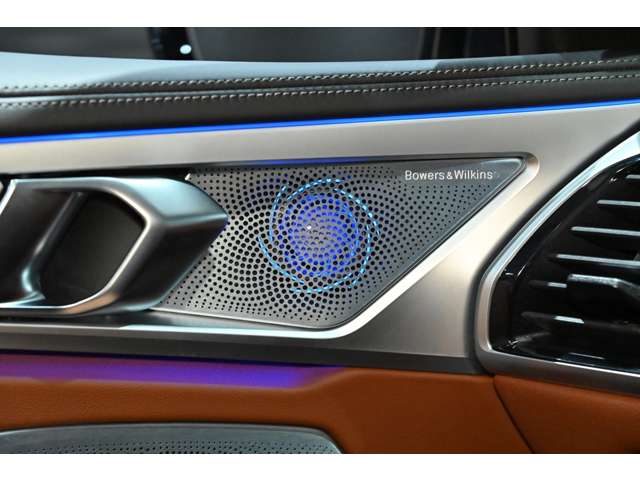 ＢＭＷ ８シリーズ Ｍ８５０Ｉ Ｘドライブ ４ＷＤ R3年 (関東) 99