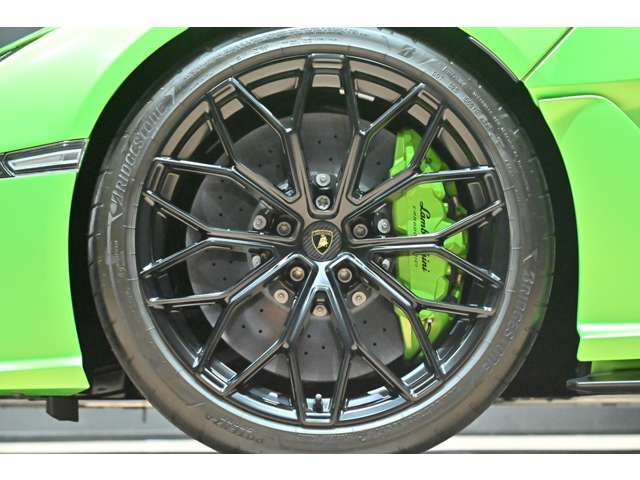 ランボルギーニ レヴエルト ６．５ ４ＷＤ R7年 (関東) 99