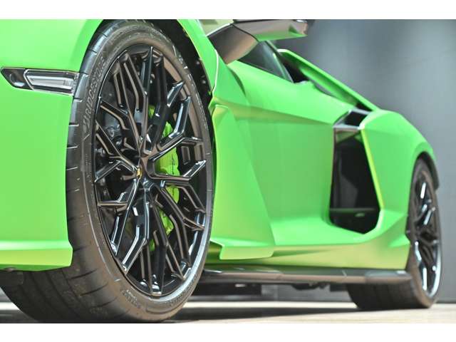 ランボルギーニ レヴエルト ６．５ ４ＷＤ R7年 (関東) 99