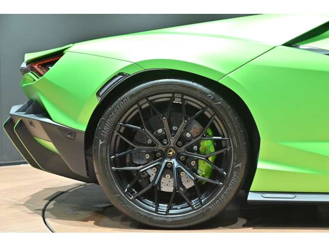ランボルギーニ レヴエルト ６．５ ４ＷＤ R7年 (関東) 99
