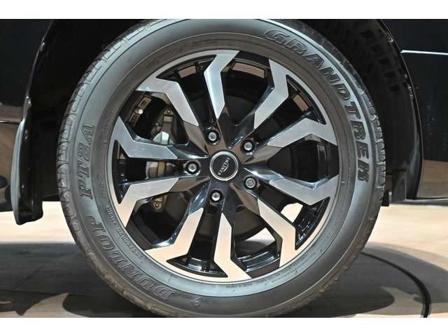 トヨタ ランドクルーザー ４．６ ＺＸ Ｇフロンティア ４ＷＤ H29年 (関東) 99