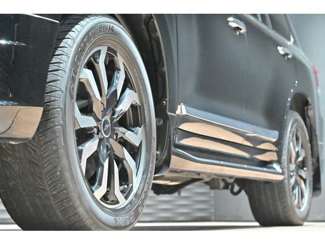 トヨタ ランドクルーザー ４．６ ＺＸ Ｇフロンティア ４ＷＤ H29年 (関東) 99
