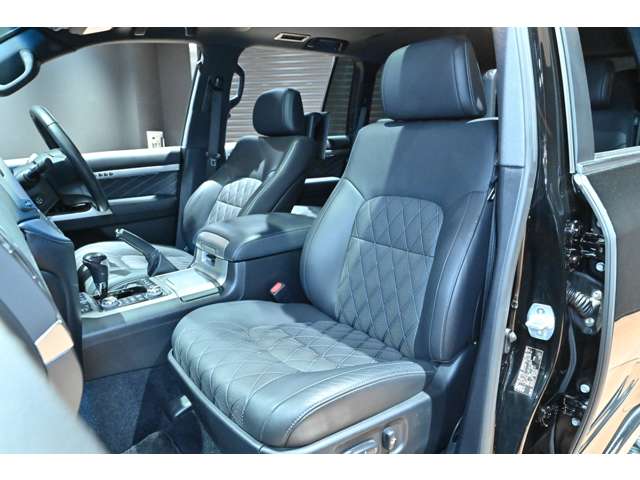 トヨタ ランドクルーザー ４．６ ＺＸ Ｇフロンティア ４ＷＤ H29年 (関東) 99