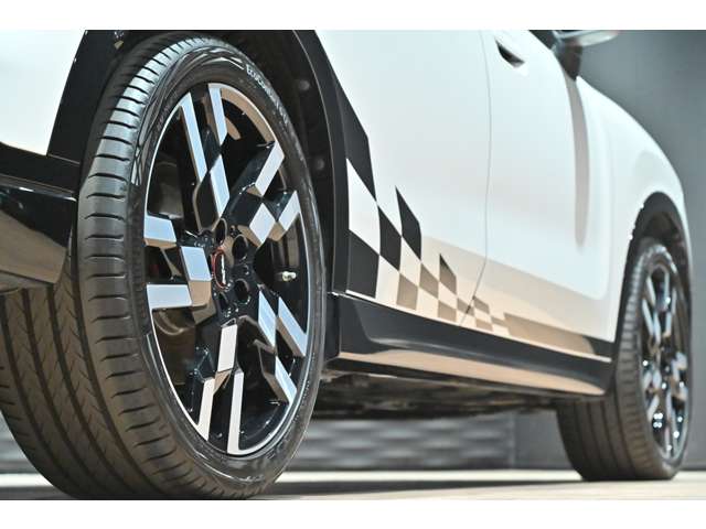 ミニ ミニカントリーマン ジョン クーパー ワークス ＡＬＬ４ ＤＣＴ ４ＷＤ R6年 (関東) 99