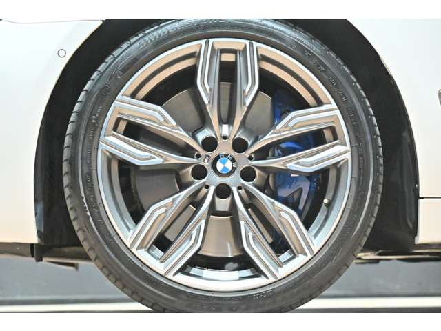 ＢＭＷ ７シリーズ Ｍ７６０ＬＩ Ｘドライブ ４ＷＤ H29年 (関東) 99