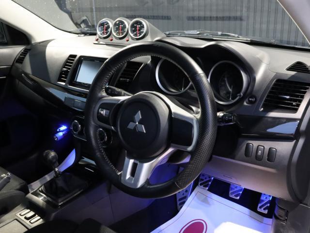 三菱 ランサー ２．０ ＧＳＲ Ｘ ４ＷＤ H25年 (関東) 99