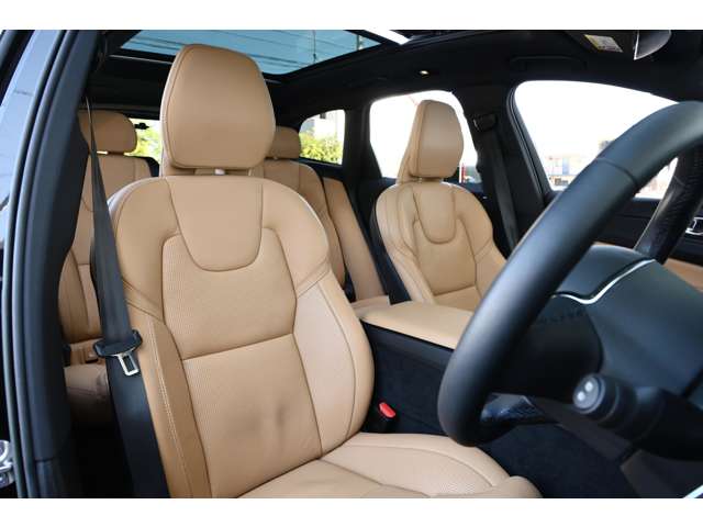 ボルボ ＸＣ６０ リチャージ アルティメット Ｔ６ ＡＷＤ プラグイン ハイブリッド ４ＷＤ R5年 (東海) 99
