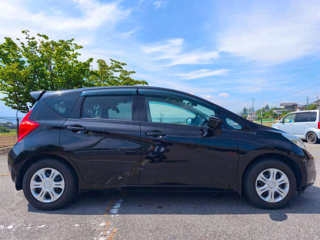 日産 ノート １．２ Ｘ ＤＩＧ－Ｓ H27年 () 99