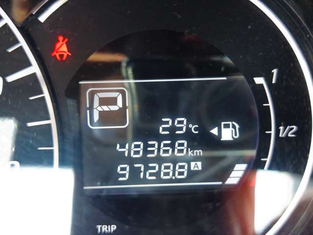 日産 ノート １．２ Ｘ ＤＩＧ－Ｓ H27年 () 99