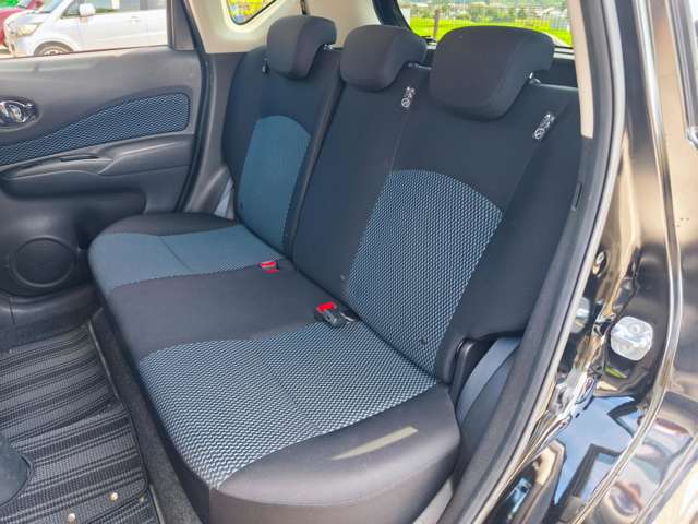 日産 ノート １．２ Ｘ ＤＩＧ－Ｓ H27年 () 99