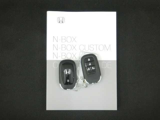 ホンダ Ｎ　ＢＯＸ カスタム ６６０ コーディネートスタイル モノトーン R8年 (九州・沖縄) 99