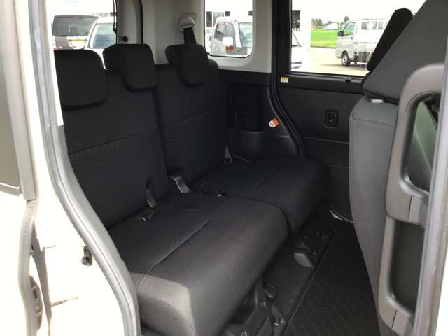 トヨタ ルーミー １．０ Ｇ ４ＷＤ R2年 () 99