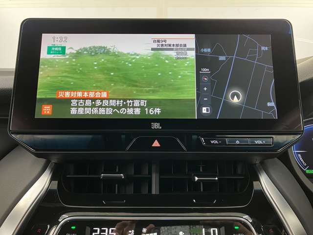 トヨタ ハリアー　ハイブリッド ２．５ ハイブリッド Ｅ－ＦＯＵＲ Ｚ レザーパッケージ ４ＷＤ R5年 (東北) 99