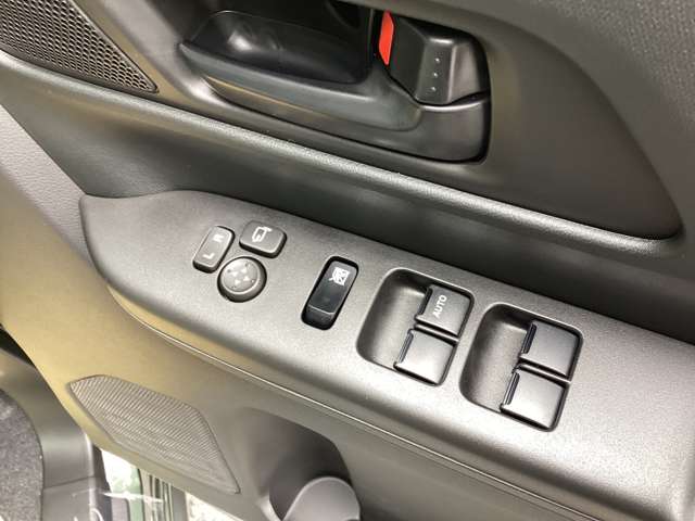 スズキ スペーシア　ギア ６６０ ギア ハイブリッド ＸＺターボ ４ＷＤ R8年 (関東) 99
