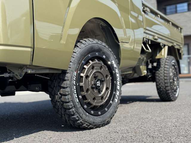 ダイハツ ハイゼットトラック ６６０ ジャンボ エクストラ ３方開 ４ＷＤ R8年 (関東) 99