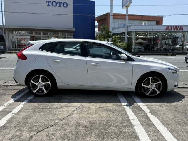 ボルボ Ｖ４０ Ｄ４ モメンタム ディーゼルターボ H28年 (東海) 99