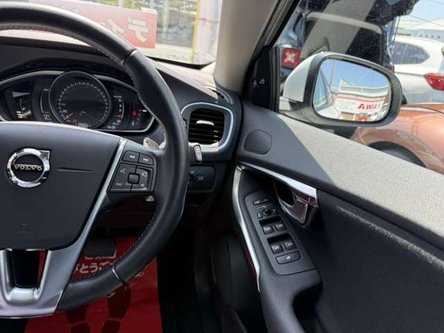 ボルボ Ｖ４０ Ｄ４ モメンタム ディーゼルターボ H28年 (東海) 99