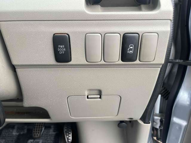 ダイハツ アトレーワゴン ６６０ カスタムターボＲＳ リミテッド H20年 (関東) 99