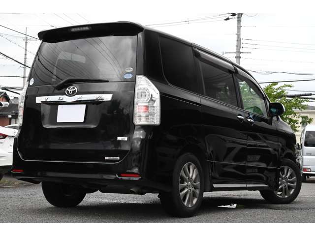 トヨタ ヴォクシー ２．０ ＺＳ 煌ＩＩ H23年 (近畿) 99