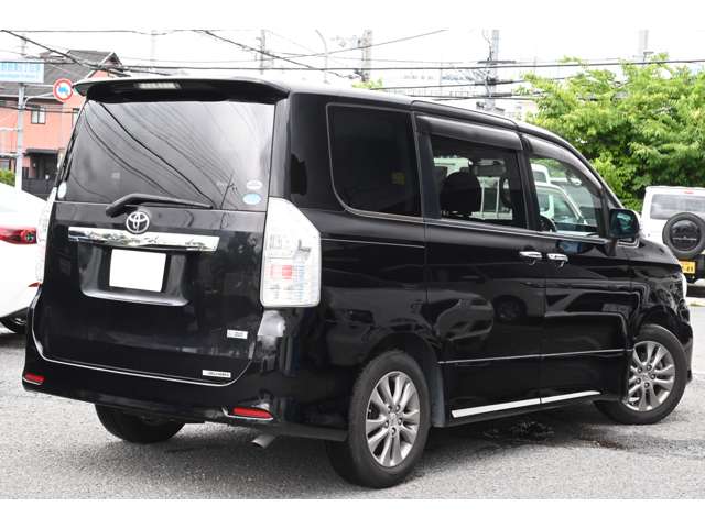 トヨタ ヴォクシー ２．０ ＺＳ 煌ＩＩ H23年 (近畿) 99