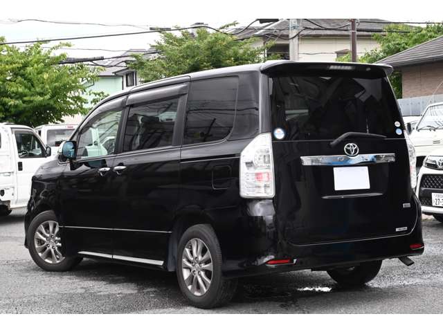 トヨタ ヴォクシー ２．０ ＺＳ 煌ＩＩ H23年 (近畿) 99