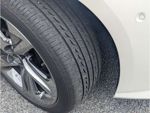 トヨタ クラウン　ハイブリッド ハイブリッド ２．５ ＲＳ R1年 (中国) 99
