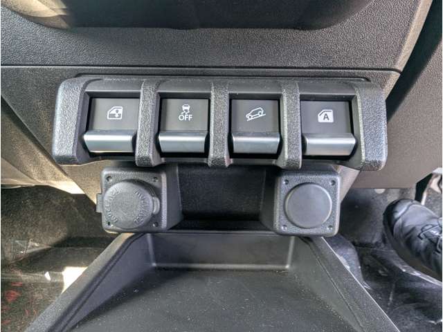 スズキ ジムニー　ノマド １．５ ＦＣ ４ＷＤ R7年 (中国) 99