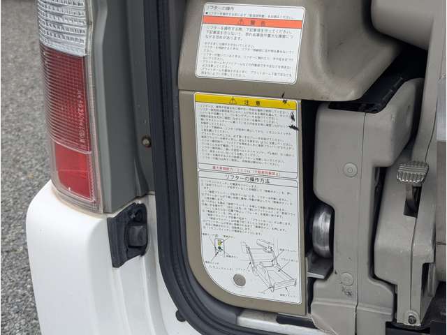 日産 キャラバンマイクロバス ２．５ チェアキャブ Ｍ仕様 H24年 (中国) 99