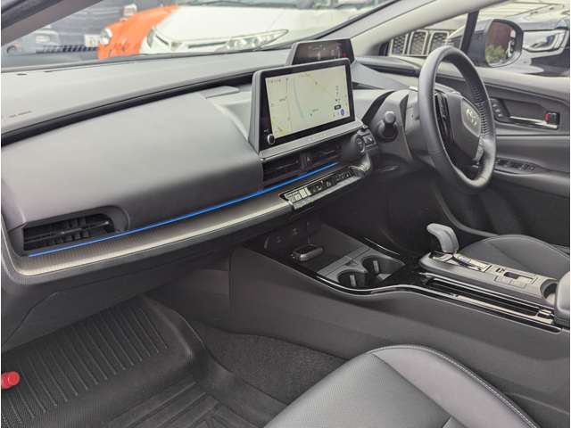 トヨタ プリウス ２．０ Ｚ R5年 (中国) 99