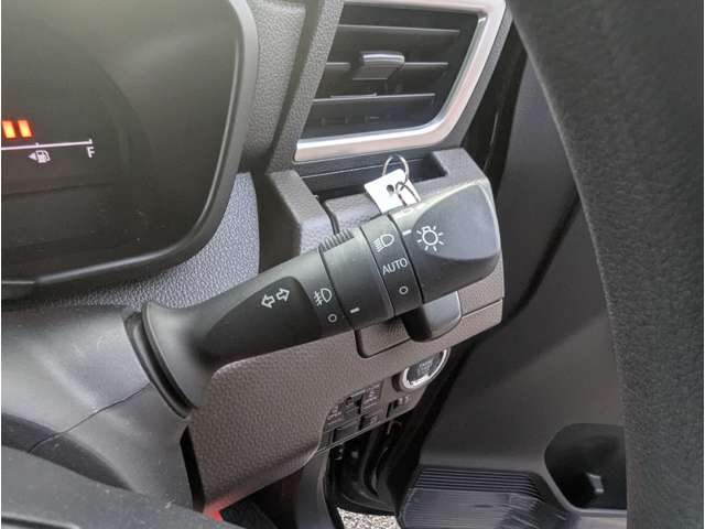 トヨタ ルーミー １．０ Ｇ R3年 (中国) 99