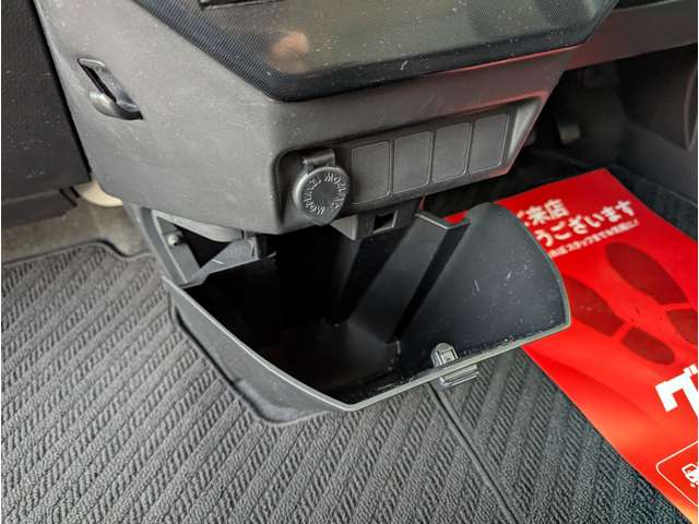 トヨタ ルーミー １．０ Ｇ R3年 (中国) 99