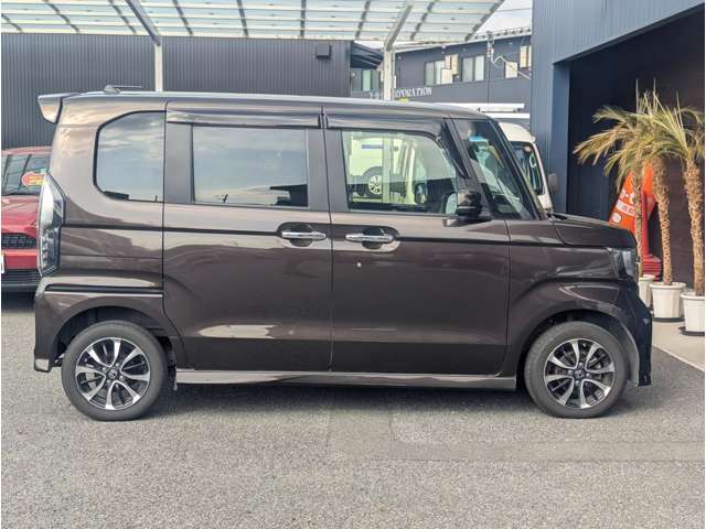 ホンダ Ｎ　ＢＯＸ カスタム ６６０ Ｇ Ｌ ホンダセンシング ４ＷＤ R1年 (中国) 99