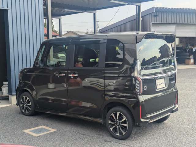 ホンダ Ｎ　ＢＯＸ カスタム ６６０ Ｇ Ｌ ホンダセンシング ４ＷＤ R1年 (中国) 99