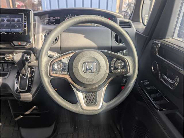 ホンダ Ｎ　ＢＯＸ カスタム ６６０ Ｇ Ｌ ホンダセンシング ４ＷＤ R1年 (中国) 99