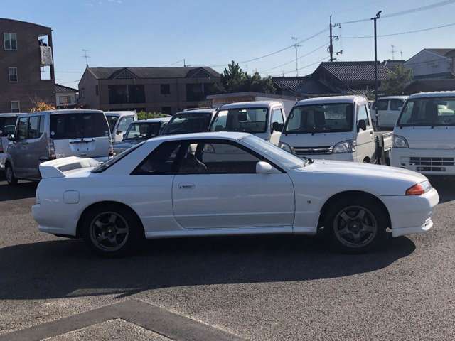 日産 スカイラインＧＴ−Ｒ ２．６ ４ＷＤ H6年 (中国) 99