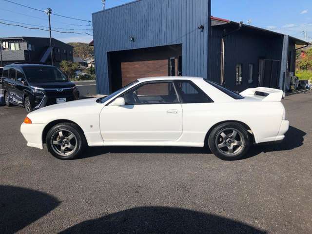 日産 スカイラインＧＴ−Ｒ ２．６ ４ＷＤ H6年 (中国) 99
