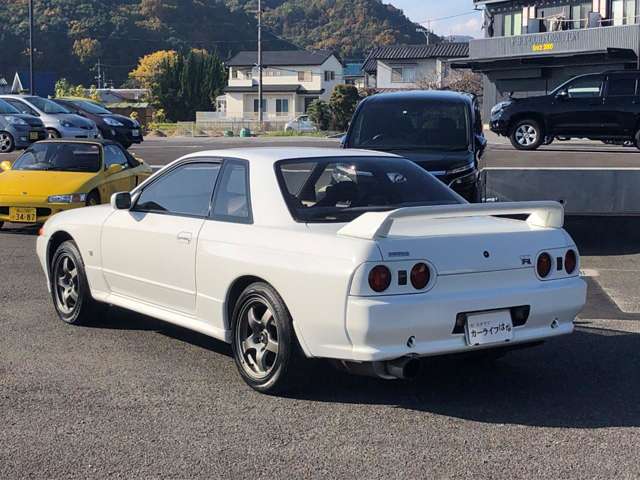 日産 スカイラインＧＴ−Ｒ ２．６ ４ＷＤ H6年 (中国) 99