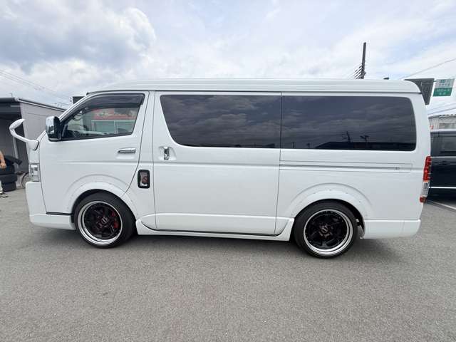 トヨタ ハイエースワゴン ２．７ ＧＬ ロング ミドルルーフ R4年 (近畿) 99
