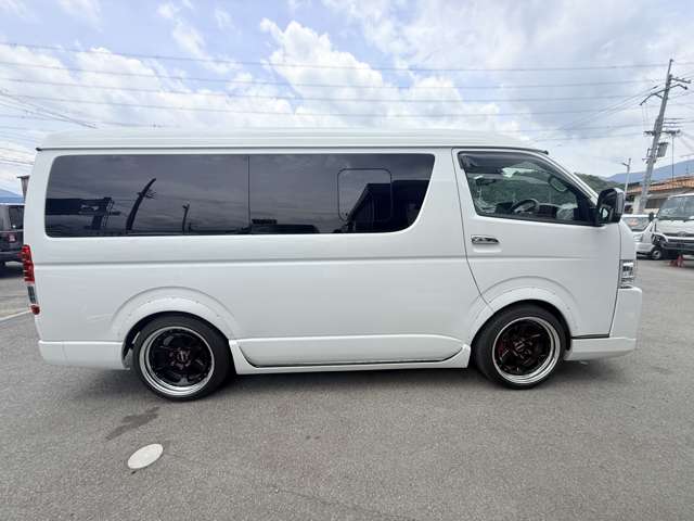 トヨタ ハイエースワゴン ２．７ ＧＬ ロング ミドルルーフ R4年 (近畿) 99