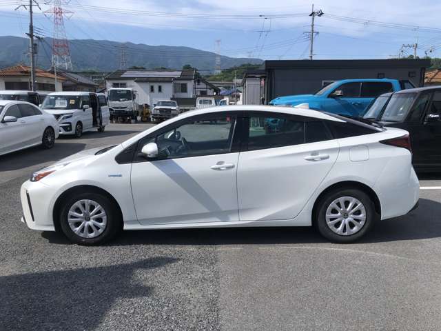 トヨタ プリウス １．８ Ａ R1年 (近畿) 99