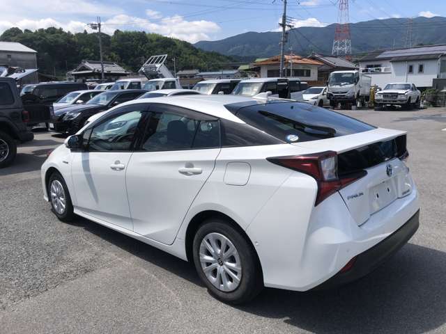 トヨタ プリウス １．８ Ａ R1年 (近畿) 99