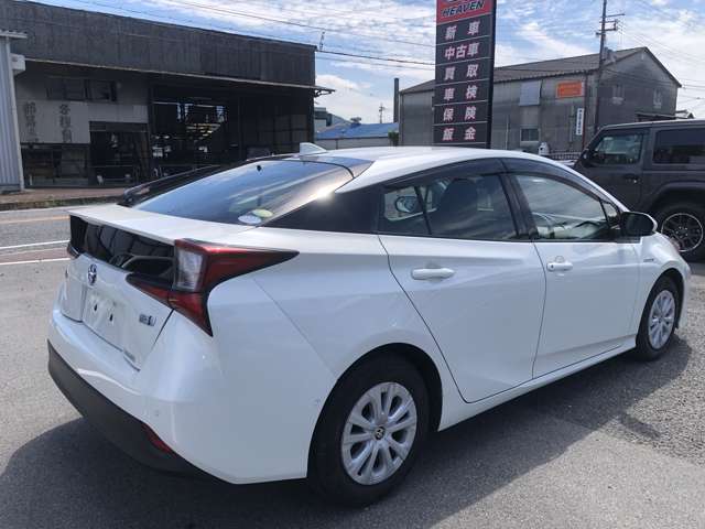 トヨタ プリウス １．８ Ａ R1年 (近畿) 99