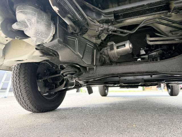 スズキ キャリイトラック ６６０ ＫＣエアコン・パワステ ３方開 ４ＷＤ R4年 (近畿) 99