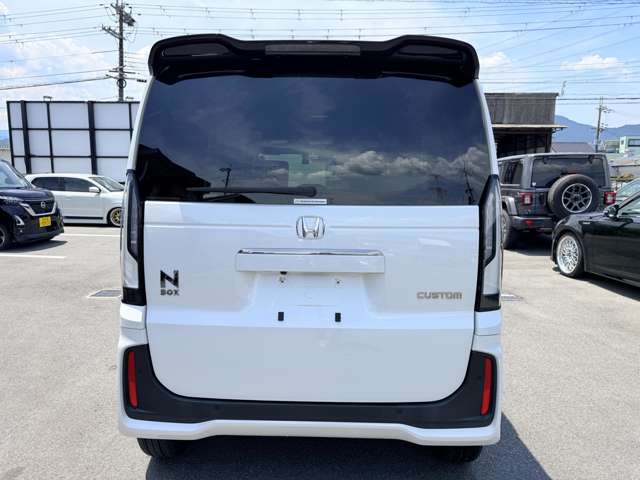 ホンダ Ｎ　ＢＯＸ カスタム ６６０ コーディネートスタイル ２トーン R6年 (近畿) 99