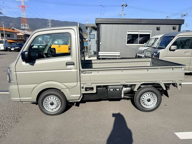 スズキ キャリイトラック ６６０ ＫＣエアコン・パワステ農繁 スズキ セーフティ サポート非装着車 ３方開 ４ＷＤ R7年 (近畿) 99