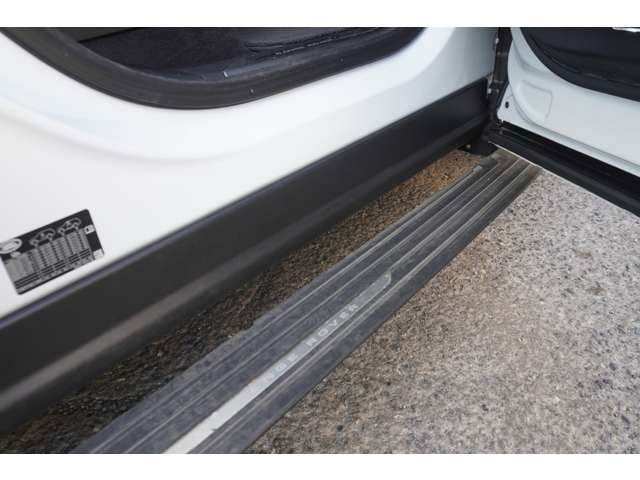 ランドローバー レンジローバー スポーツ ダイナミック ＨＳＥ ３．０Ｌ Ｄ３００ ディーゼルターボ ４ＷＤ R5年 (近畿) 99