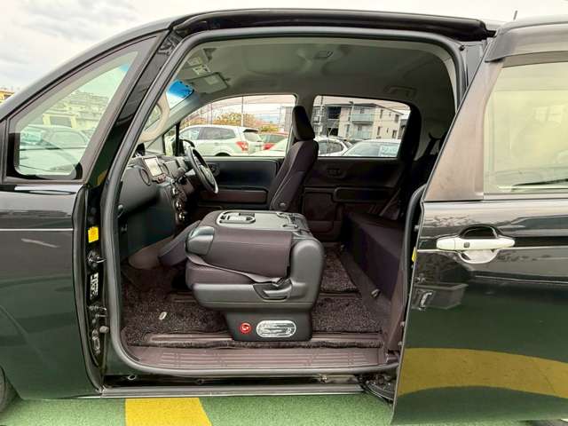 トヨタ ポルテ １．５ Ｆ H25年 () 99