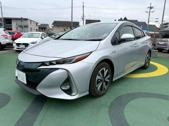 トヨタ プリウスＰＨＶ １．８ Ｓ R1年 () 99